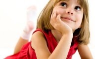 Положительные эмоции укрепляют внимание детей